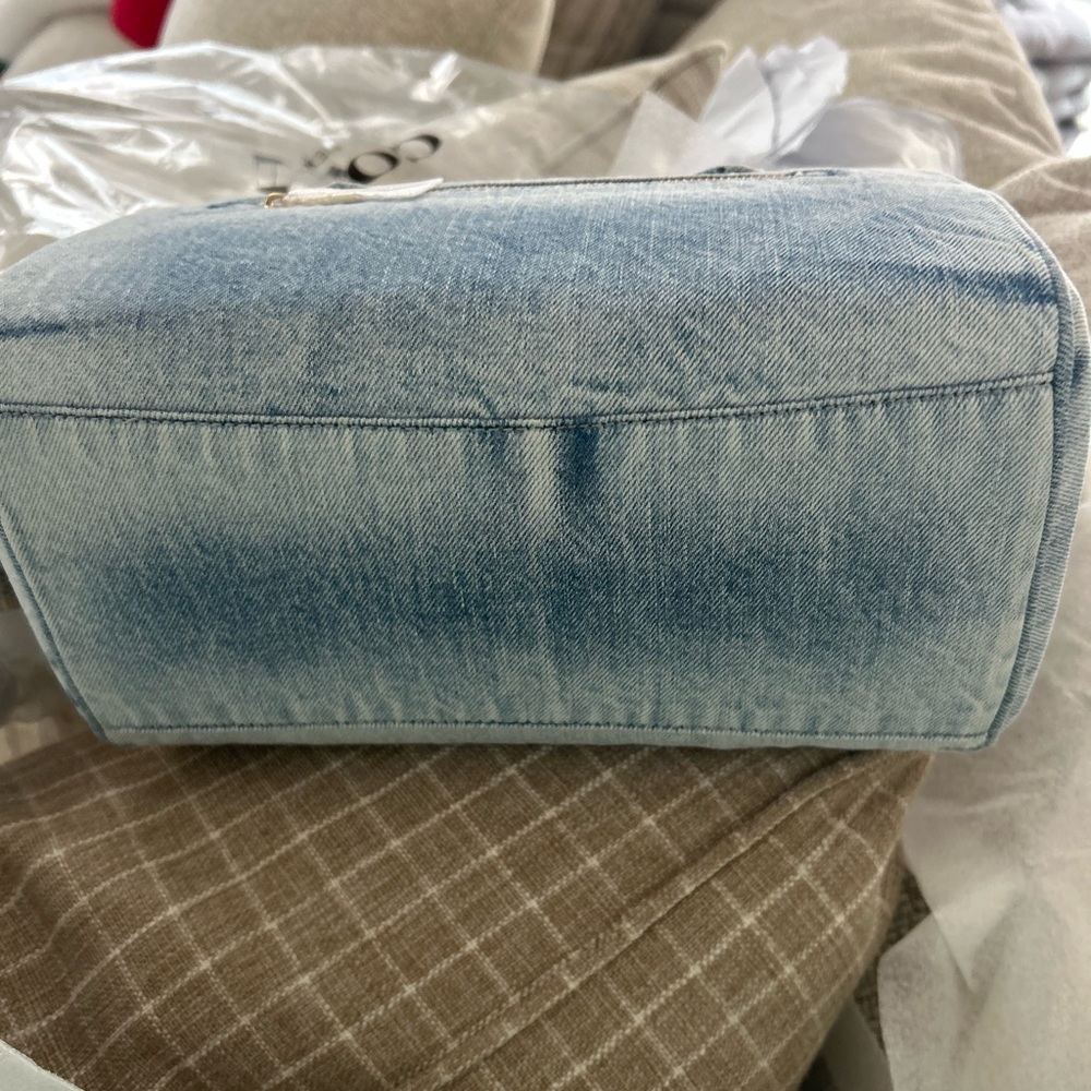 Coach loved denim medium rowan satchel / charms included - Picture 4 of 4